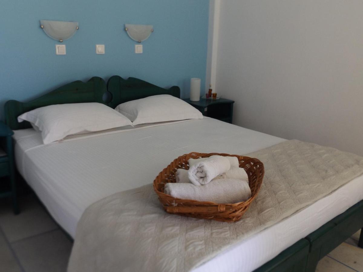 Venus Rooms Manganari Экстерьер фото